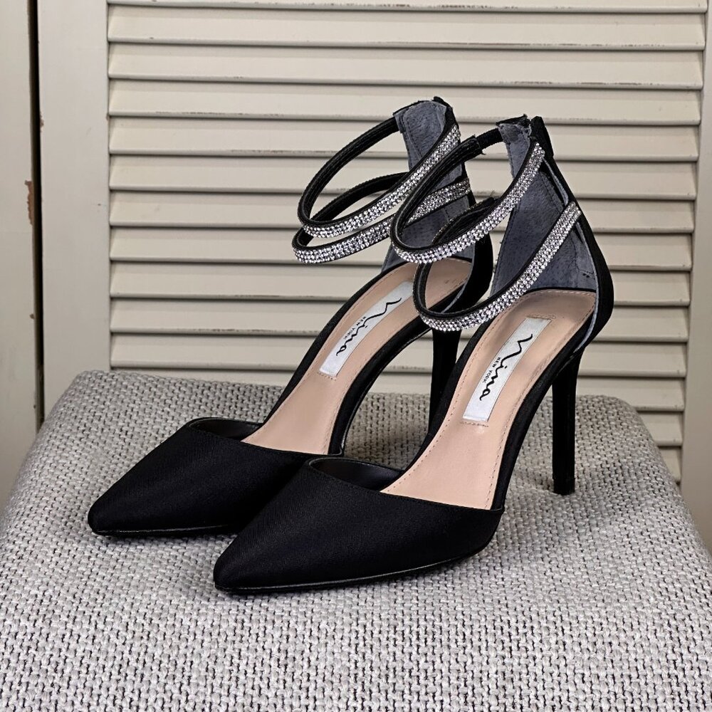 Nina New York Women's Black Satin‎ Nikia Pointed Toe Evening Heels Pumps Size 5
